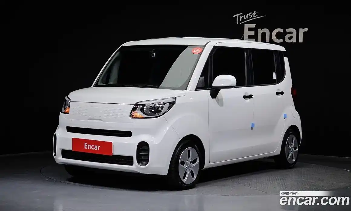 Kia Ray 2022 1.0 Автомат в Москве № 287685, фото 17