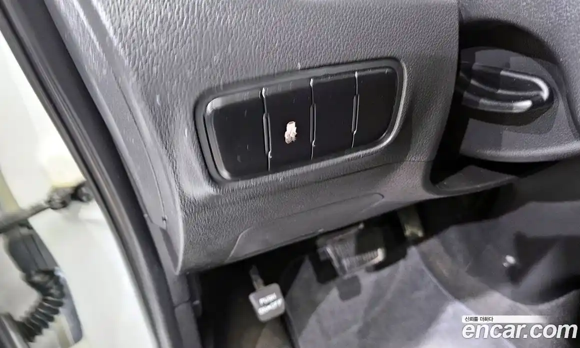 Kia Ray 2022 1.0 Автомат в Москве № 287685, фото 10