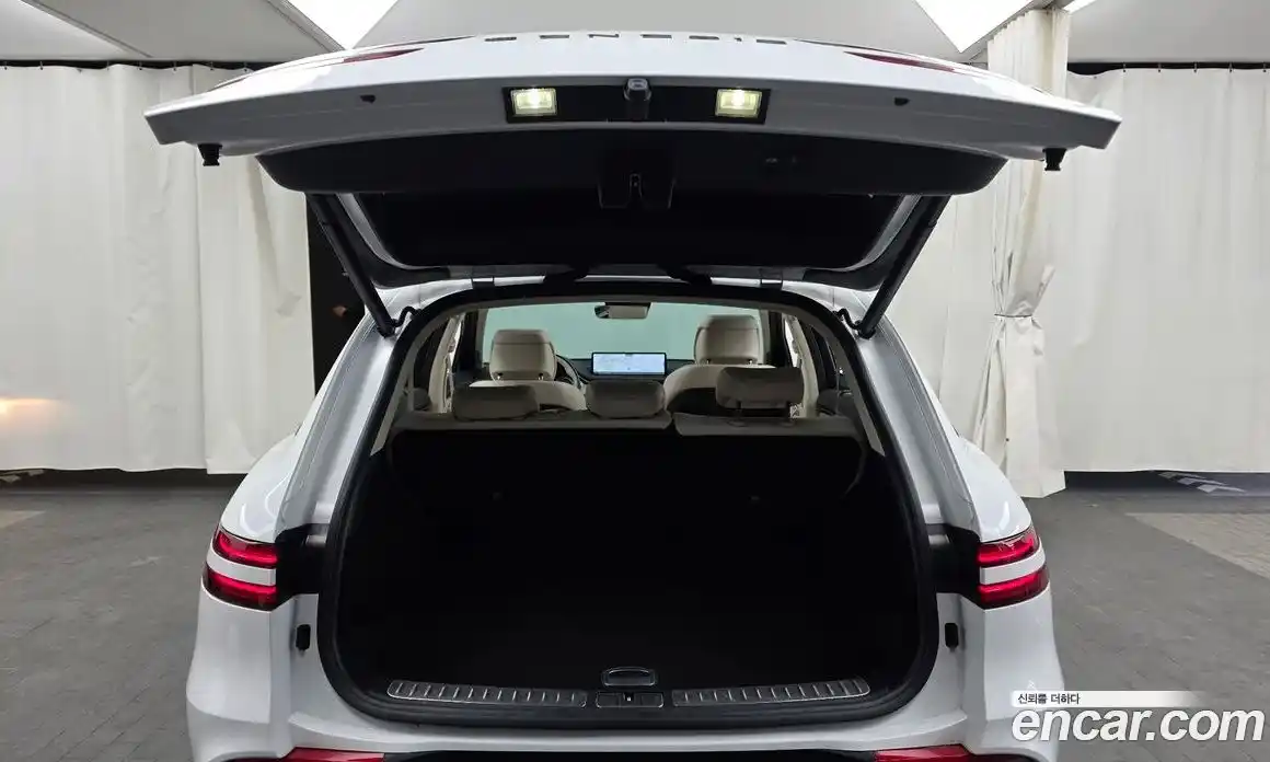 Genesis GV70 2023 2.5 Автомат в Москве № 289023, фото 11