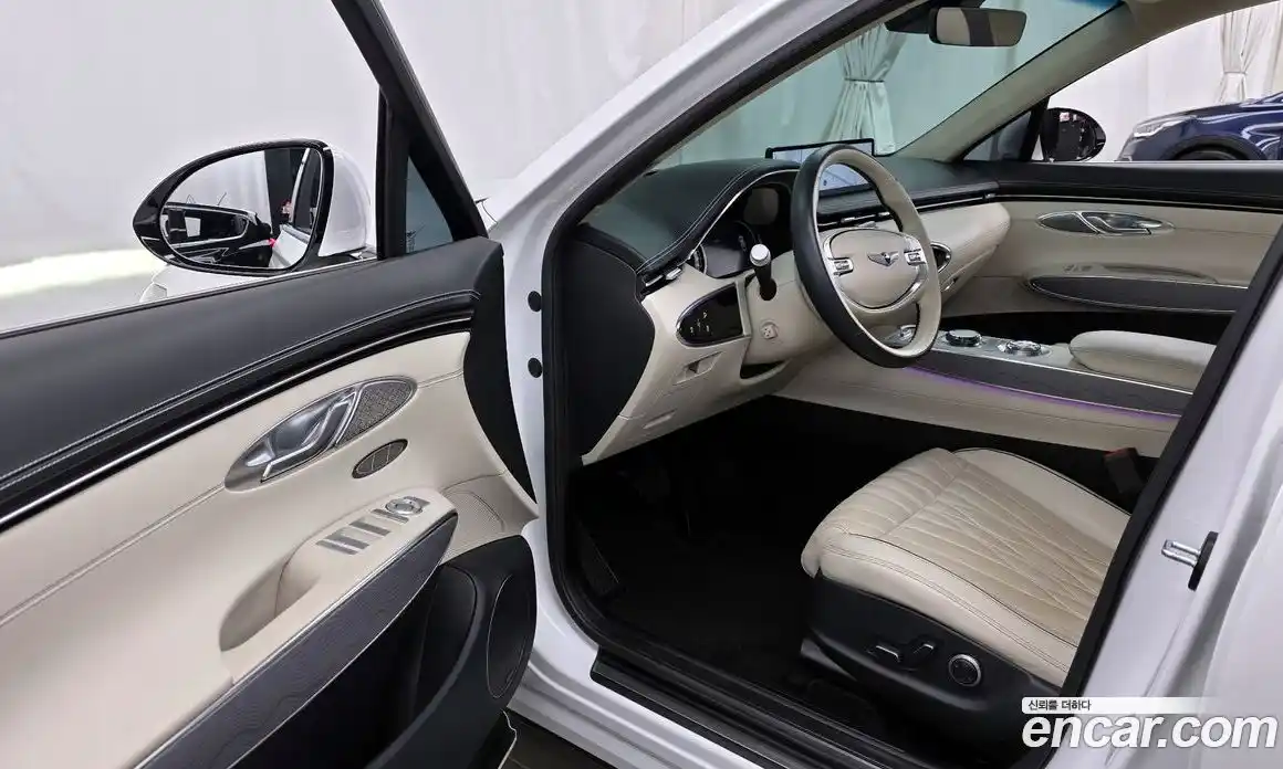 Genesis GV70 2023 2.5 Автомат в Москве № 289023, фото 18