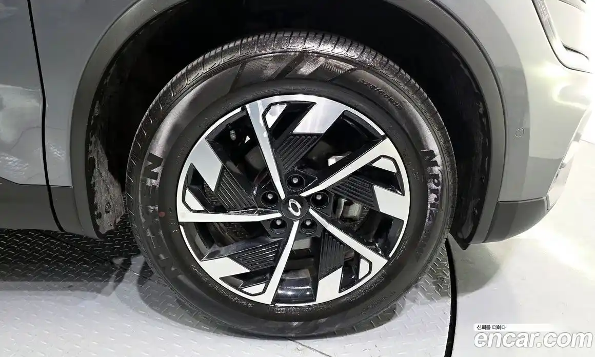 Renault QM6 2024 2.0 Автомат в Москве № 298759, фото 12