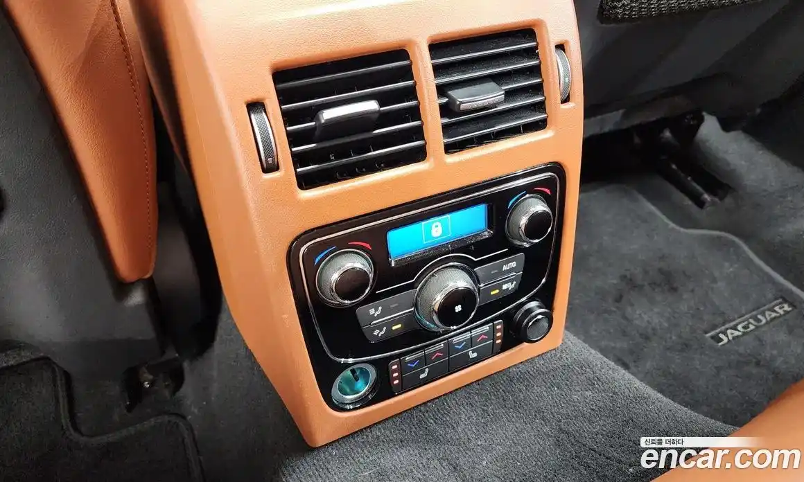 Jaguar XF 2019 2.0 Автомат в Москве № 304972, фото 15