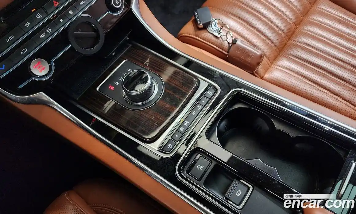 Jaguar XF 2019 2.0 Автомат в Москве № 304972, фото 16