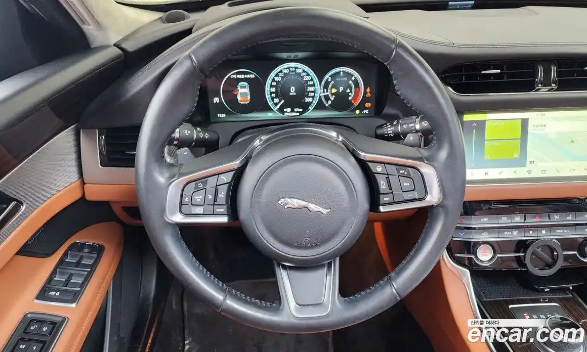 Jaguar XF 2019 2.0 Автомат в Москве № 304972, фото 17