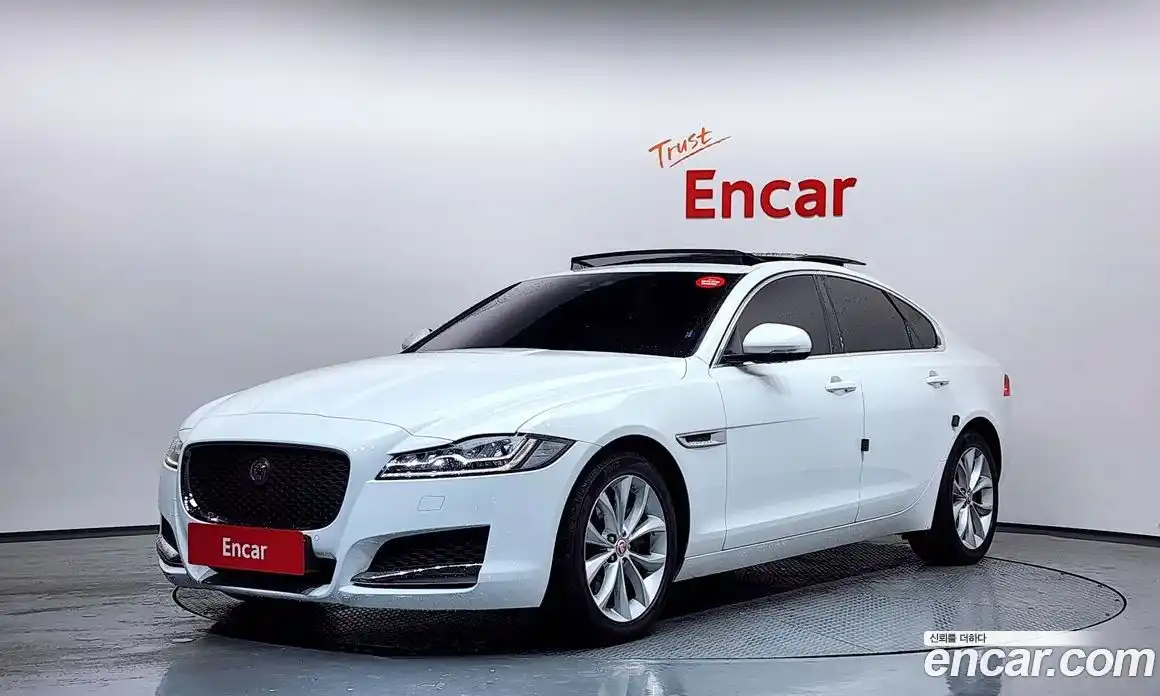 Jaguar XF 2019 2.0 Автомат в Москве № 304972, фото 6