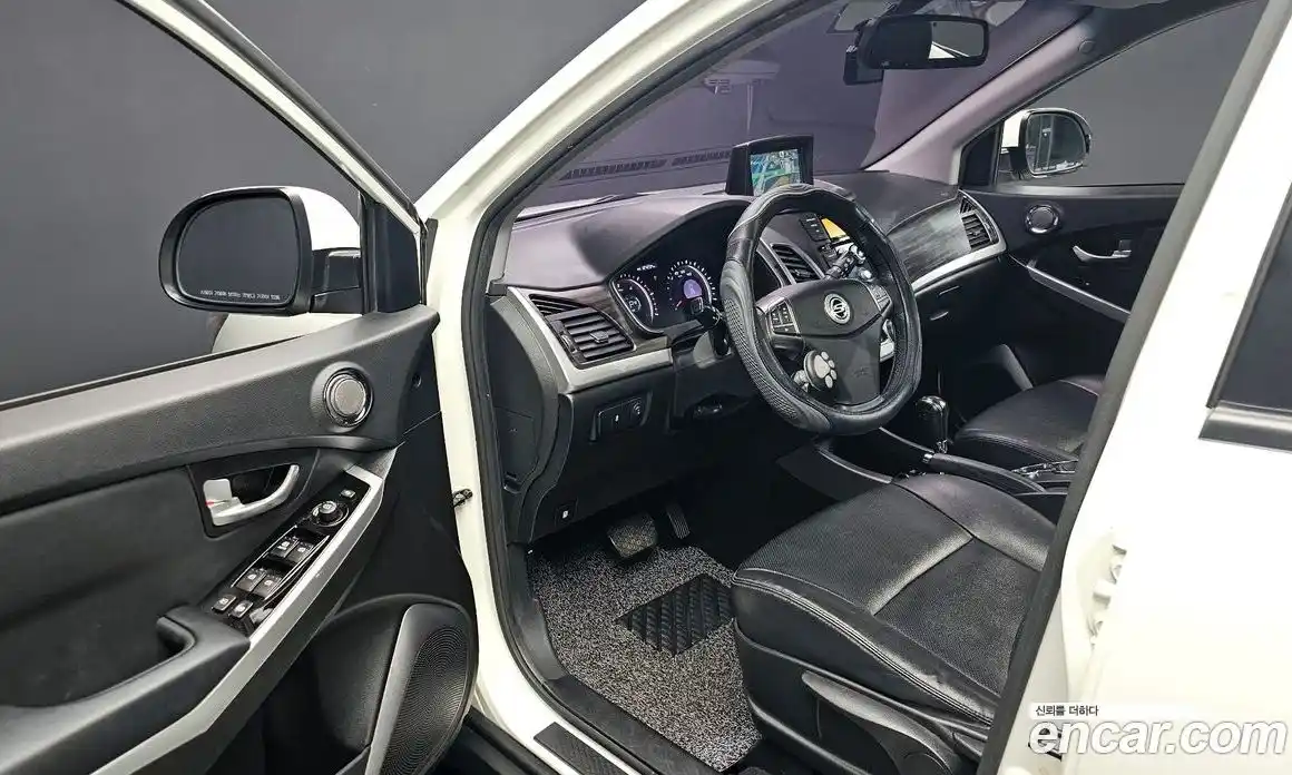 SsangYong Korando 2014 2.0 Автомат в Москве № 31876, фото 15