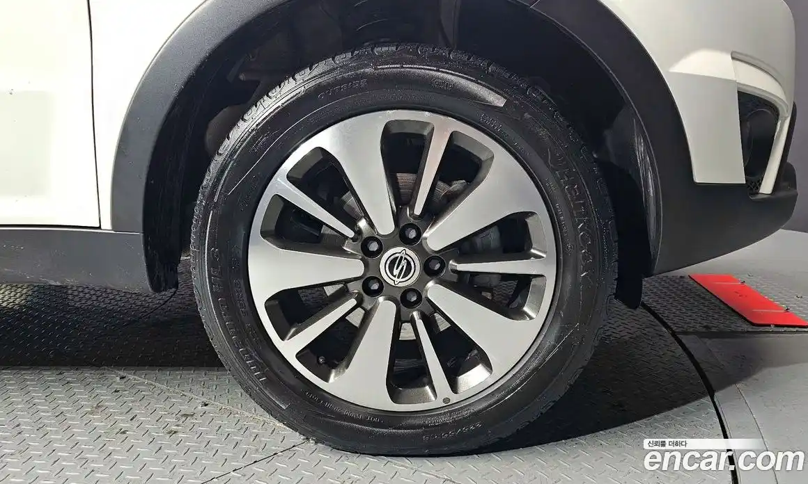 SsangYong Korando 2014 2.0 Автомат в Москве № 31876, фото 4