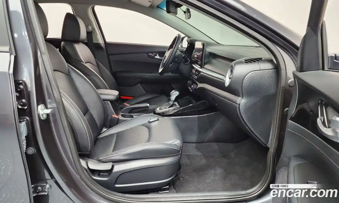 Kia K3 2024 1.6 Автомат в Москве № 321171, фото 6