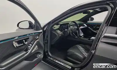 Mercedes-Benz S-Class 2021 4.0 Автомат в Москве № 321975, миниатюра 3