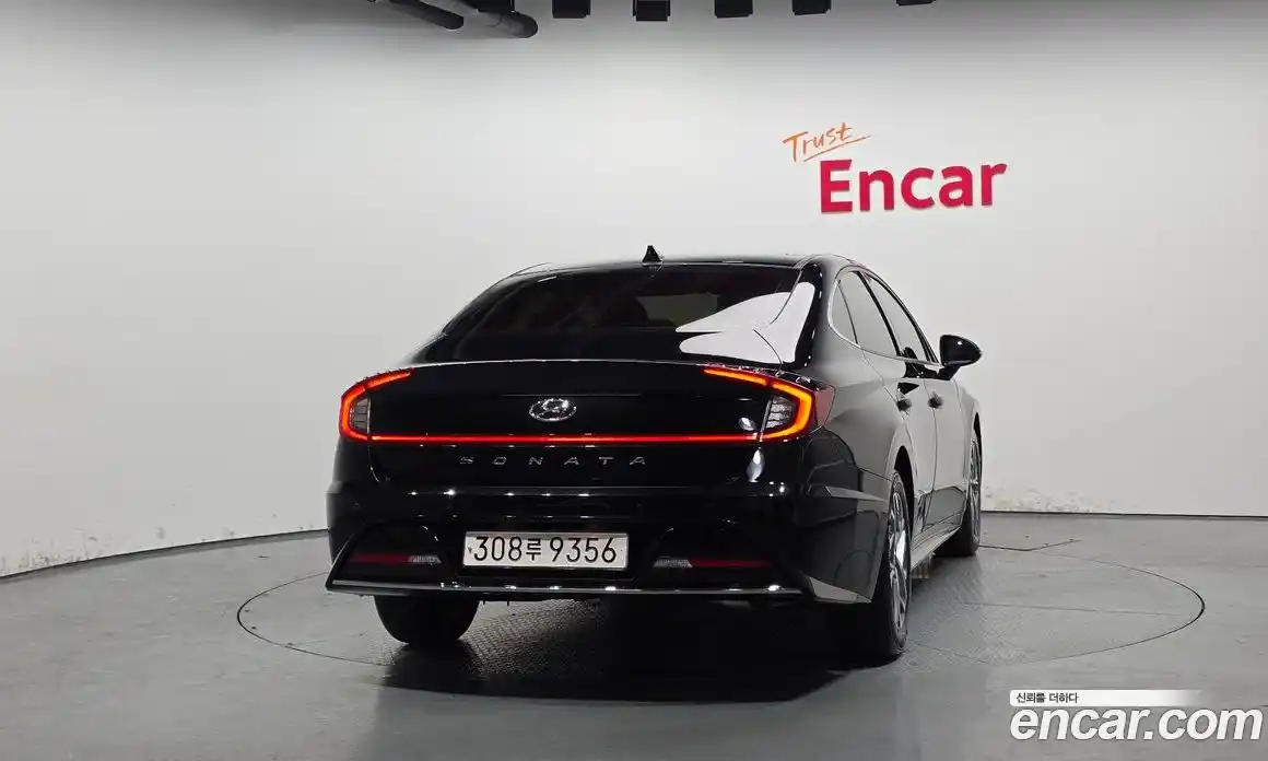 Hyundai Sonata 2022 2.0 Автомат в Москве № 330425, фото 18