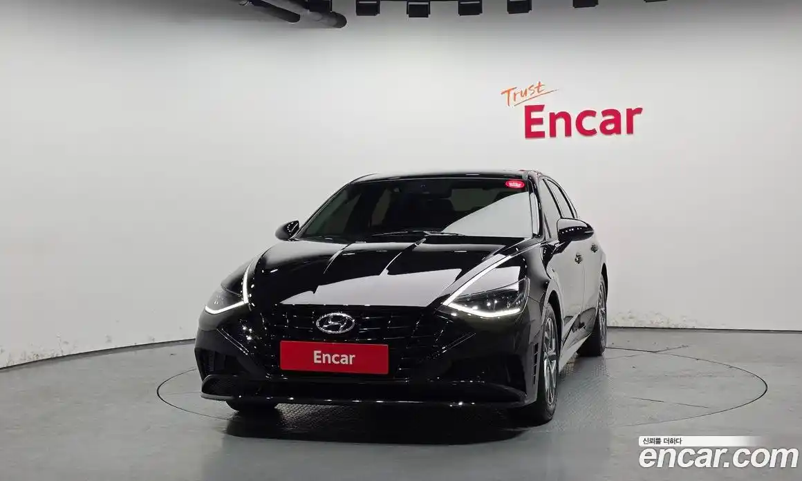 Hyundai Sonata 2022 2.0 Автомат в Москве № 330425, фото 19