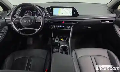 Hyundai Sonata 2022 2.0 Автомат в Москве № 330425, миниатюра 9