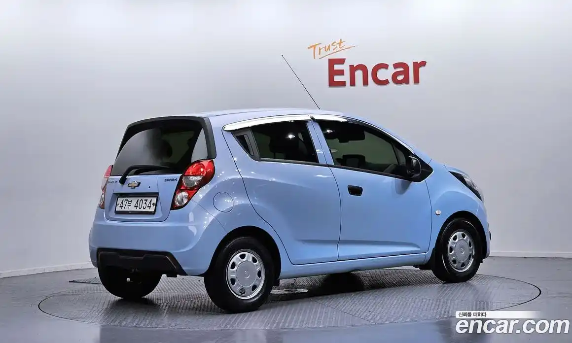 Chevrolet Spark 2015 1.0 Автомат в Москве № 332232, фото 9