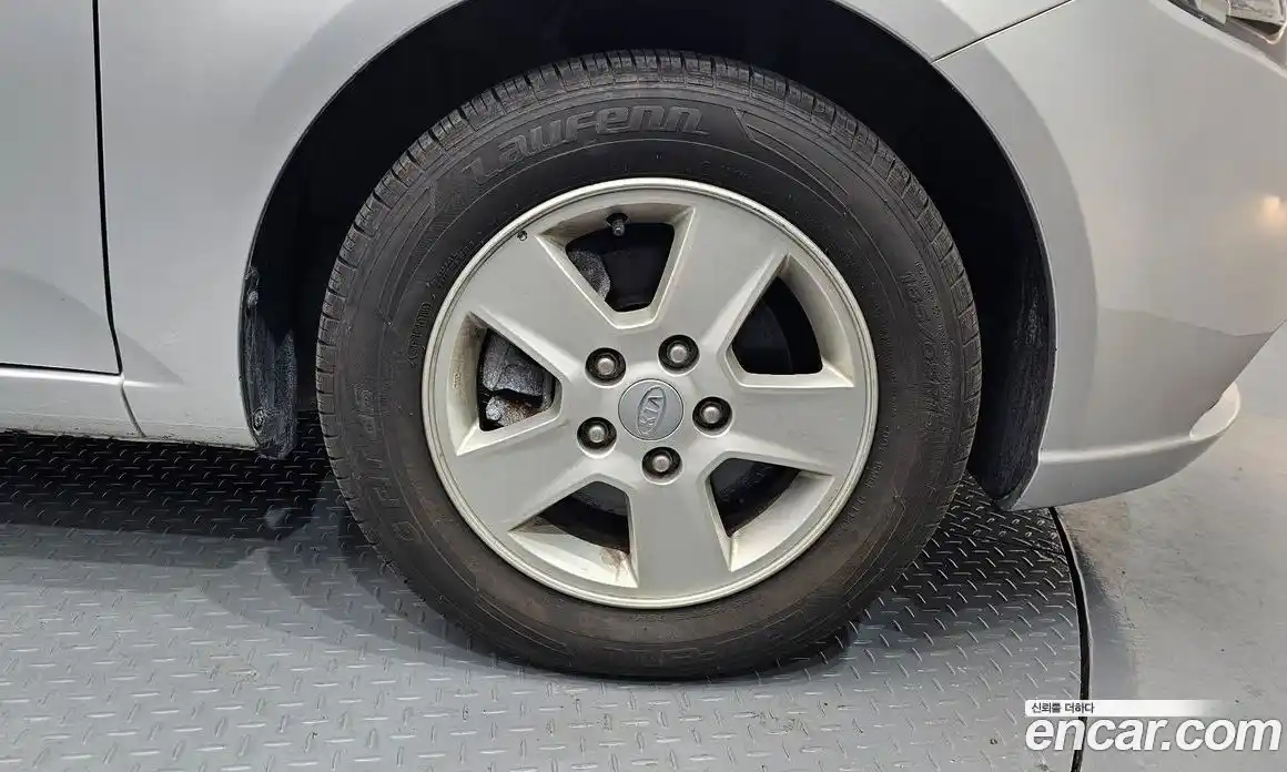 Kia Porte 2011 1.6 Автомат в Москве № 338500, фото 18