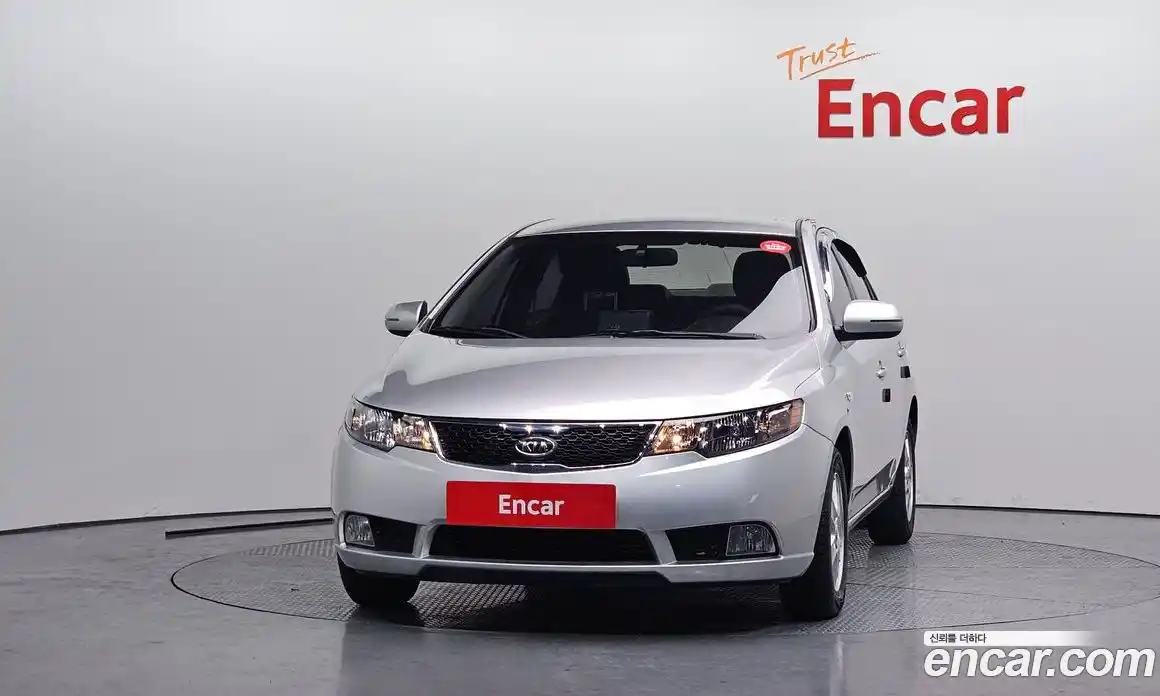 Kia Porte 2011 1.6 Автомат в Москве № 338500, фото 9