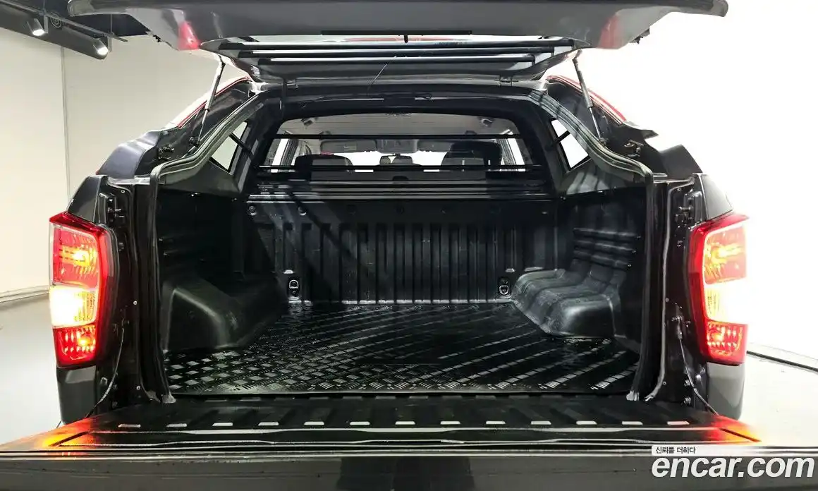 SsangYong Rexton 2019 2.2 Автомат в Москве № 34081, фото 19