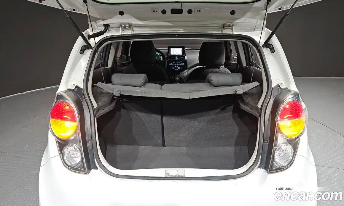 Chevrolet Spark 2012 1.0 Автомат в Москве № 36773, фото 7