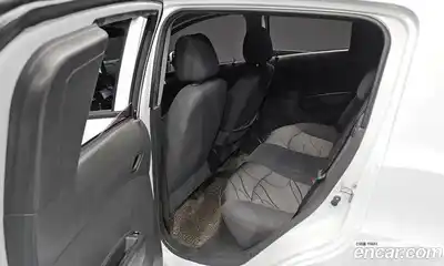 Chevrolet Spark 2012 1.0 Автомат в Москве № 36773, миниатюра 9