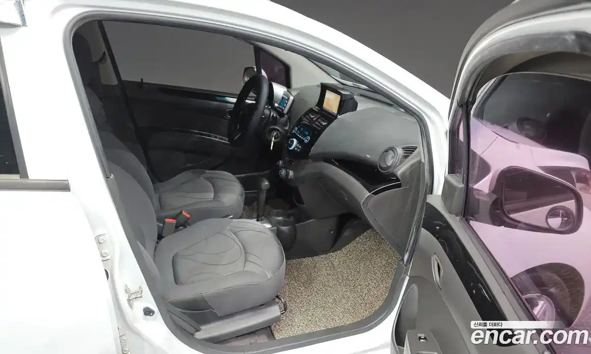 Chevrolet Spark 2012 1.0 Автомат в Москве № 36773, фото 10