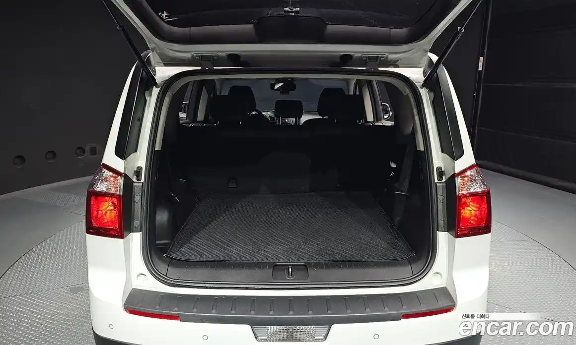 Chevrolet Orlando 2014 2.0 Автомат в Москве № 37704, фото 16