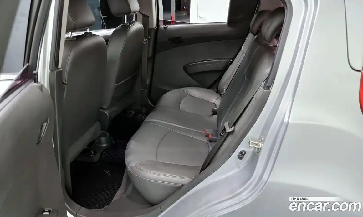 Chevrolet Spark 2014 1.0 Автомат в Москве № 38436, фото 19