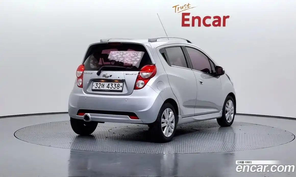 Chevrolet Spark 2014 1.0 Автомат в Москве № 38436, фото 9