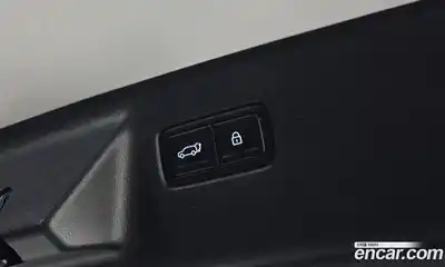 Hyundai Santa Fe 2024 1.6 Автомат в Москве № 3851, миниатюра 2