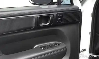 Hyundai Santa Fe 2024 1.6 Автомат в Москве № 3851, миниатюра 3