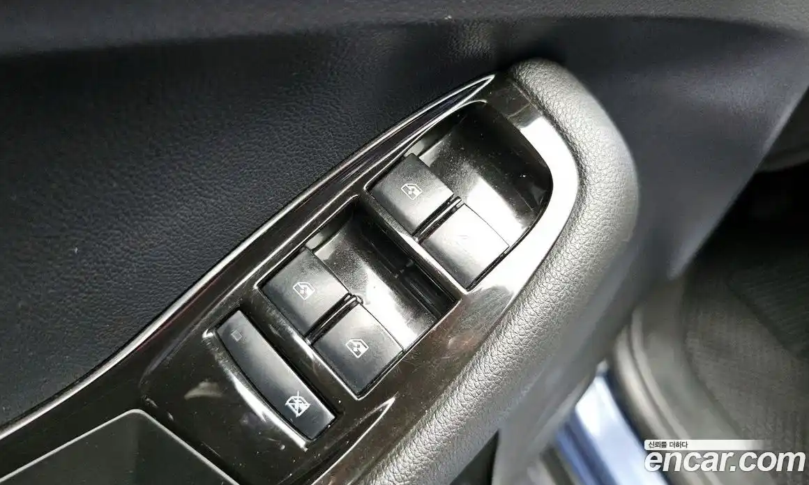 Chevrolet Orlando 2014 2.0 Автомат в Москве № 39705, фото 17