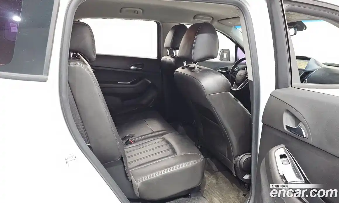 Chevrolet Orlando 2012 2.0 Автомат в Москве № 40410, фото 12