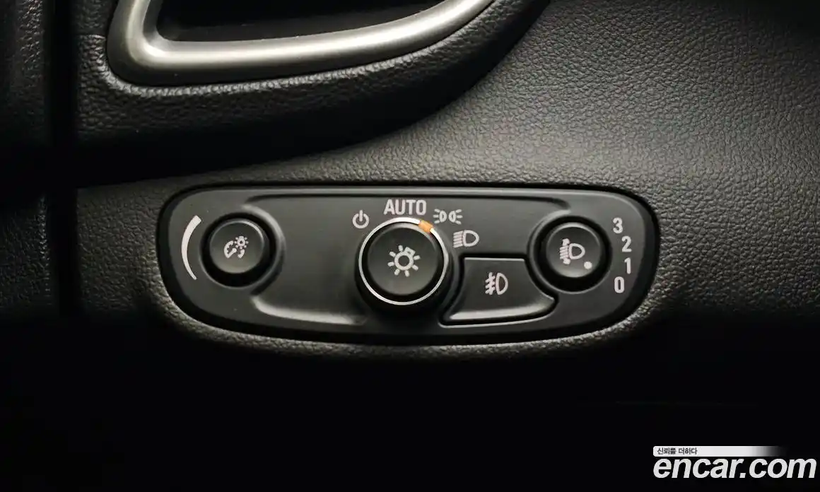 Chevrolet Trax 2018 1.4 Автомат в Москве № 41343, фото 3