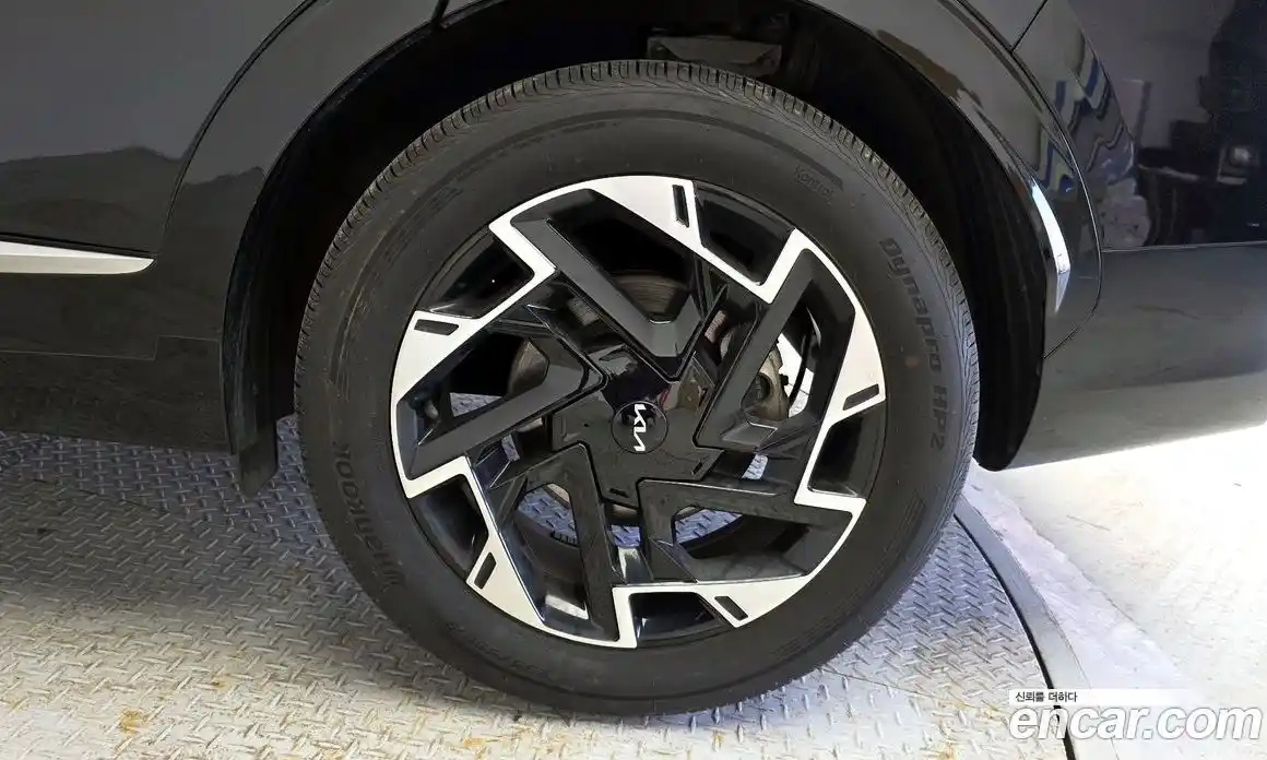 Kia Sportage 2023 1.6 Автомат в Москве № 50237, фото 9