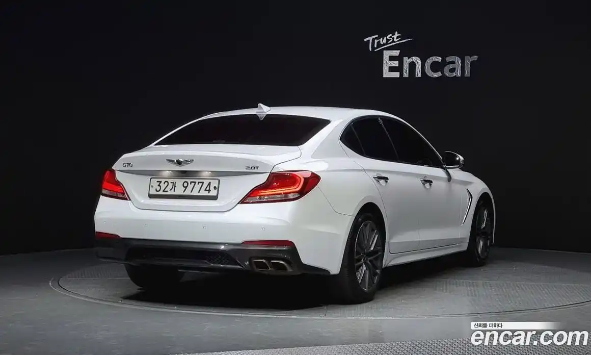 Genesis G70 2018 2.0 Автомат в Москве № 58419, фото 13