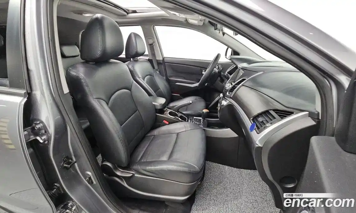 SsangYong Korando 2015 2.0 Автомат в Москве № 67701, фото 17