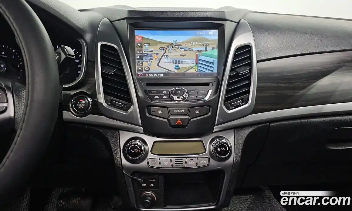 SsangYong Korando 2015 2.0 Автомат в Москве № 67701, фото 3