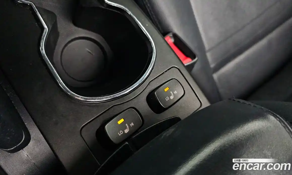 SsangYong Korando 2015 2.0 Автомат в Москве № 67701, фото 4