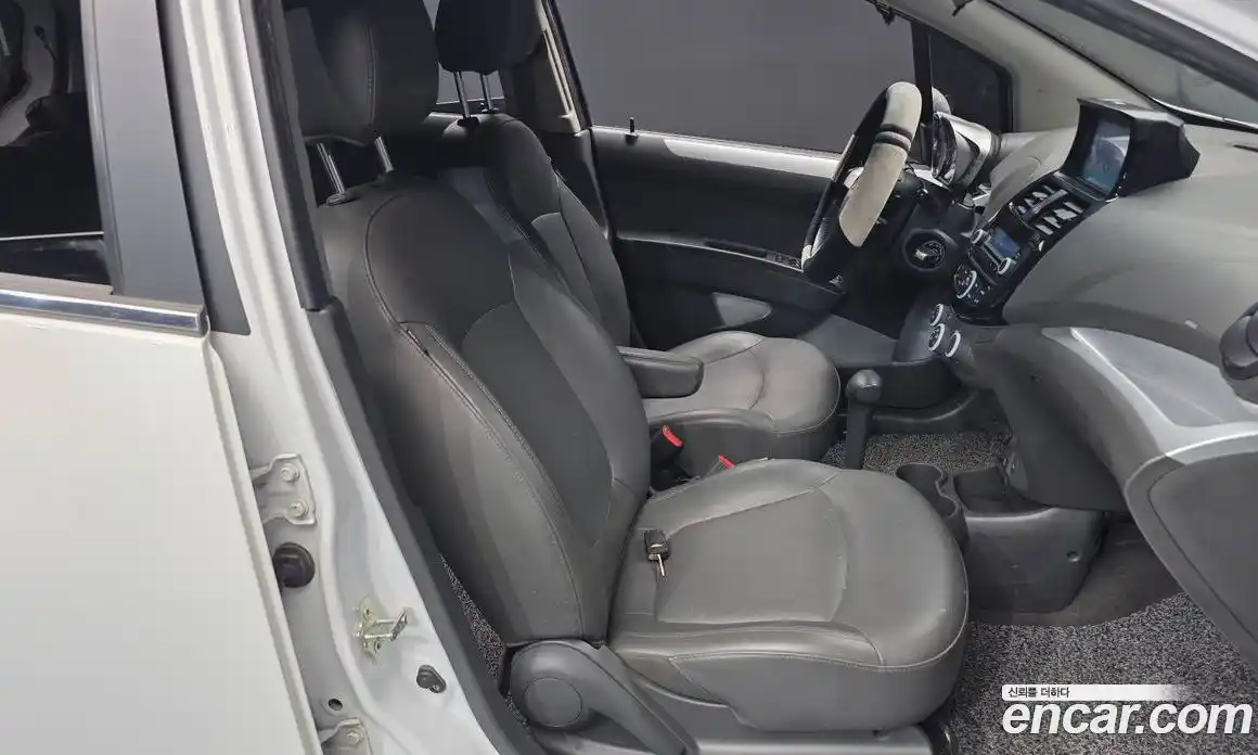 Chevrolet Spark 2014 1.0 Автомат в Москве № 96342, фото 19