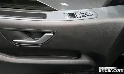 Hyundai Staria, 2025