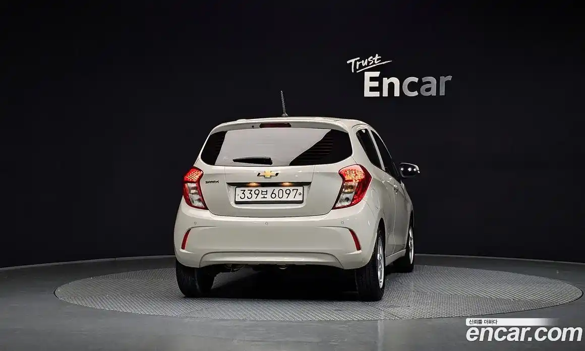 Chevrolet Spark 2020 1.0 Автомат в Москве № 104686, фото 19