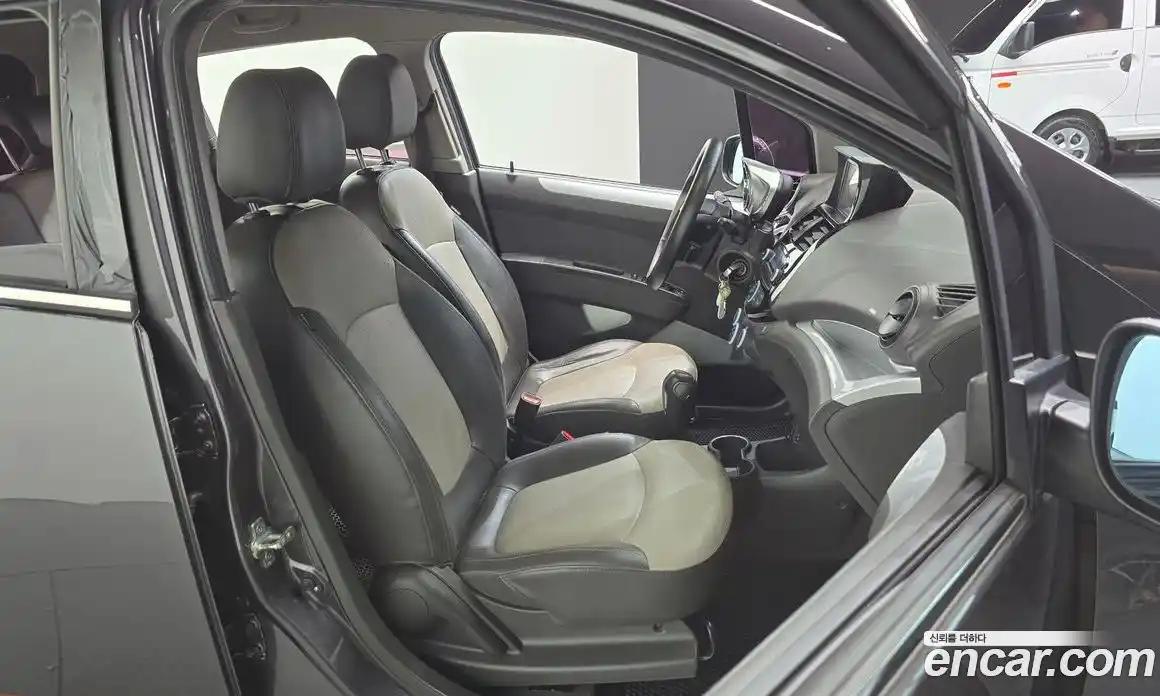 Chevrolet Spark 2014 1.0 Автомат в Москве № 105942, фото 5