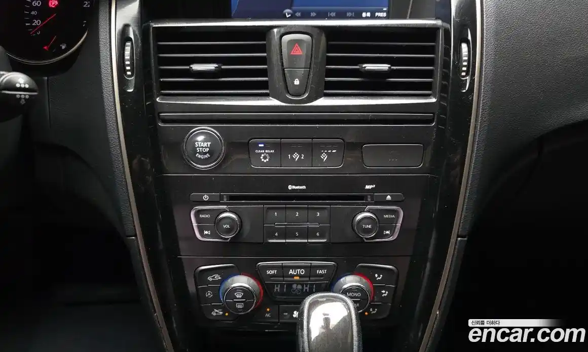 Renault SM7 2015 2.5 Автомат в Москве № 106843, фото 1