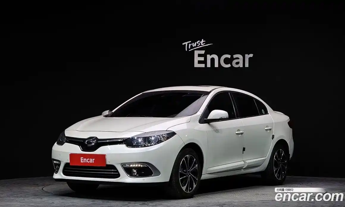 Renault SM3 2016 1.6 Автомат в Москве № 107357, фото 12