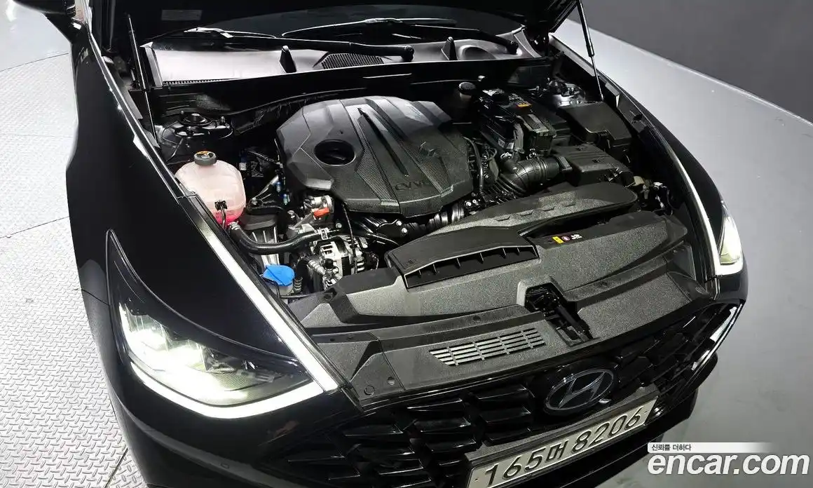 Hyundai Sonata 2023 2.0 Автомат в Москве № 108086, фото 15