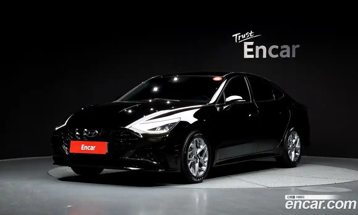 Hyundai Sonata 2023 2.0 Автомат в Москве № 108086, фото 16