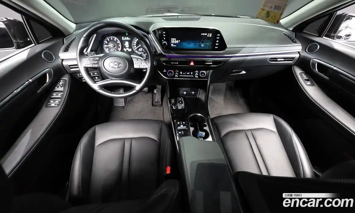 Hyundai Sonata 2023 2.0 Автомат в Москве № 108086, фото 2