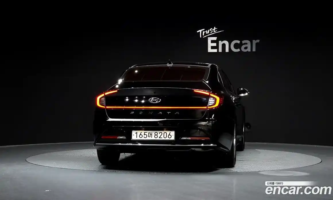 Hyundai Sonata 2023 2.0 Автомат в Москве № 108086, фото 10