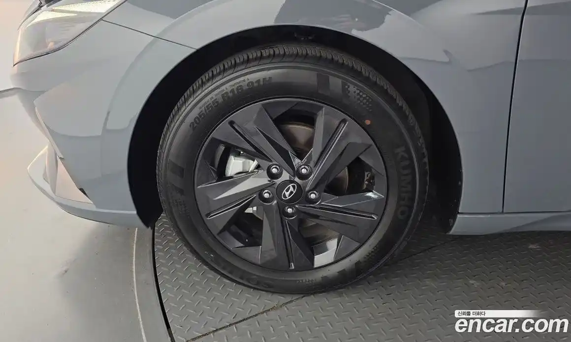 Hyundai Avante 2021 1.6 Автомат в Москве № 108323, фото 19