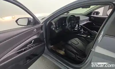 Hyundai Avante 2021 1.6 Автомат в Москве № 108323, миниатюра 10