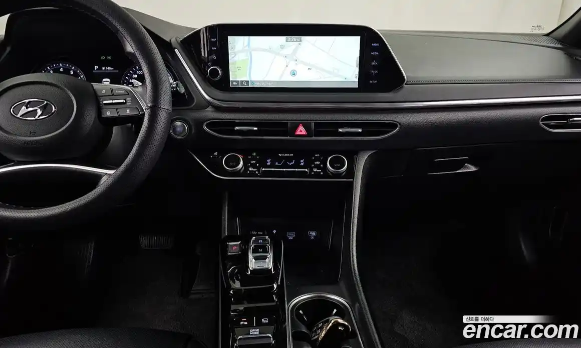 Hyundai Sonata 2022 2.0 Автомат в Москве № 112505, фото 18