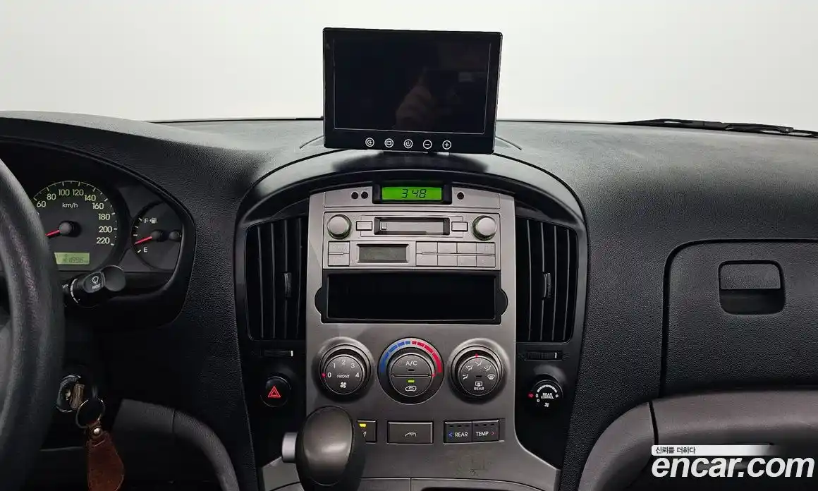 Hyundai Starex 2009 2.5 Автомат в Москве № 112850, фото 15